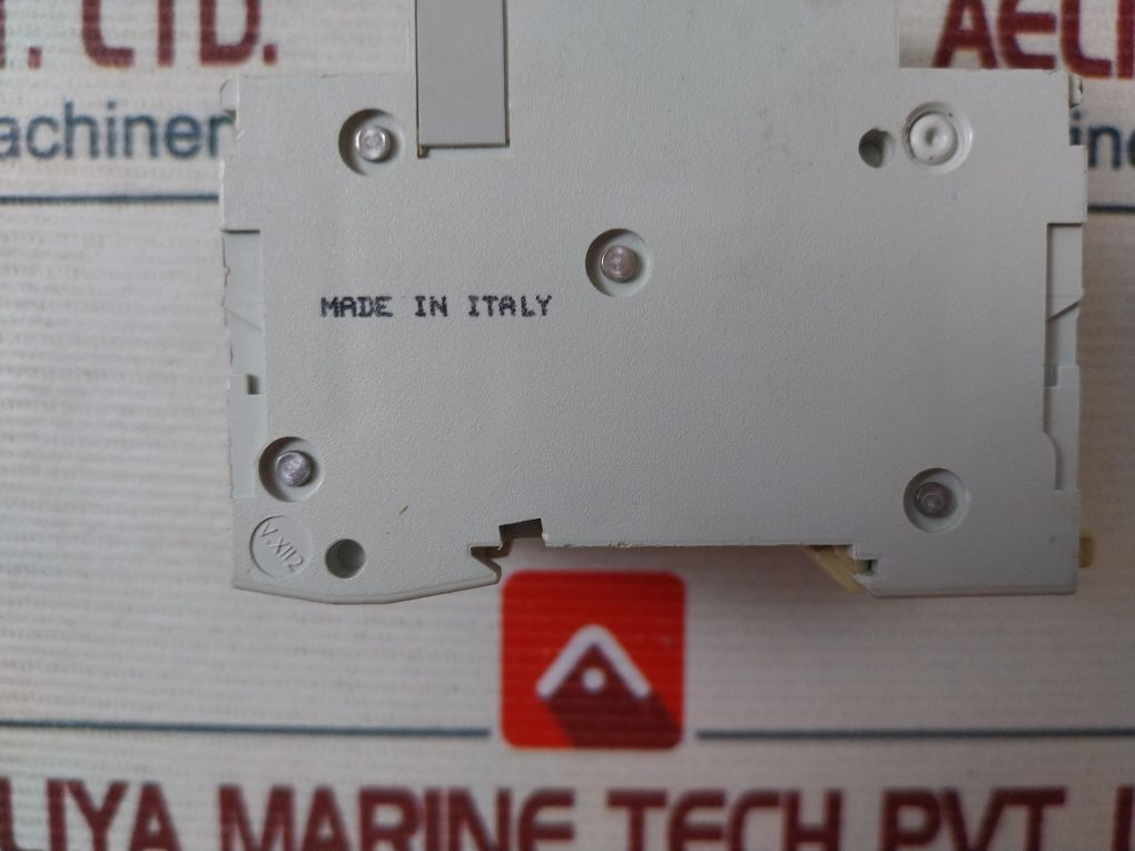 Merlin Gerin C60H C10 Circuit Breaker