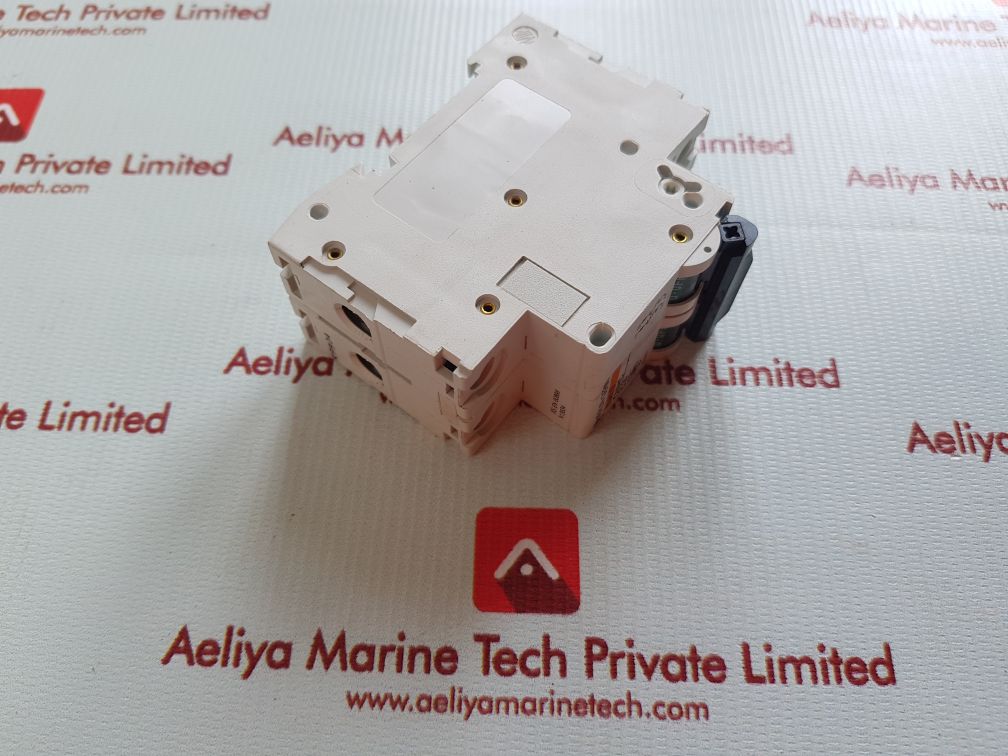 Merlin Gerin Multi 9 C60Hc C20 Circuit Breaker 415V~