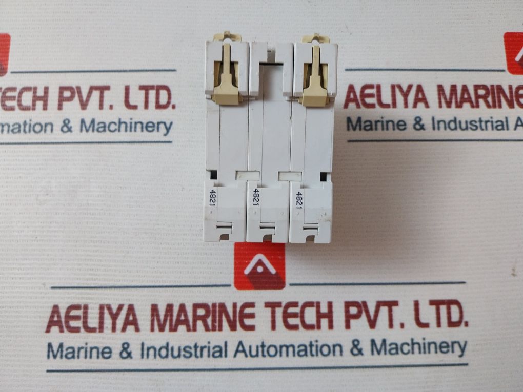 Merlin Gerin C60N C10 Circuit Breaker 400V