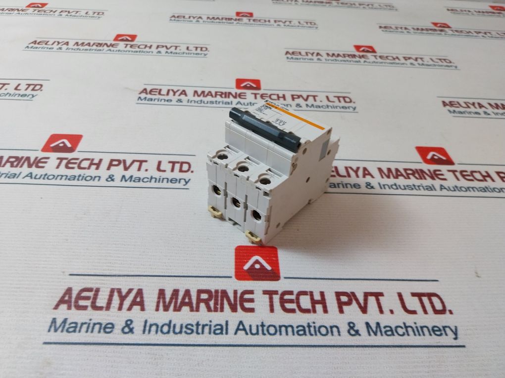 Merlin Gerin C60N C10 Circuit Breaker 400V