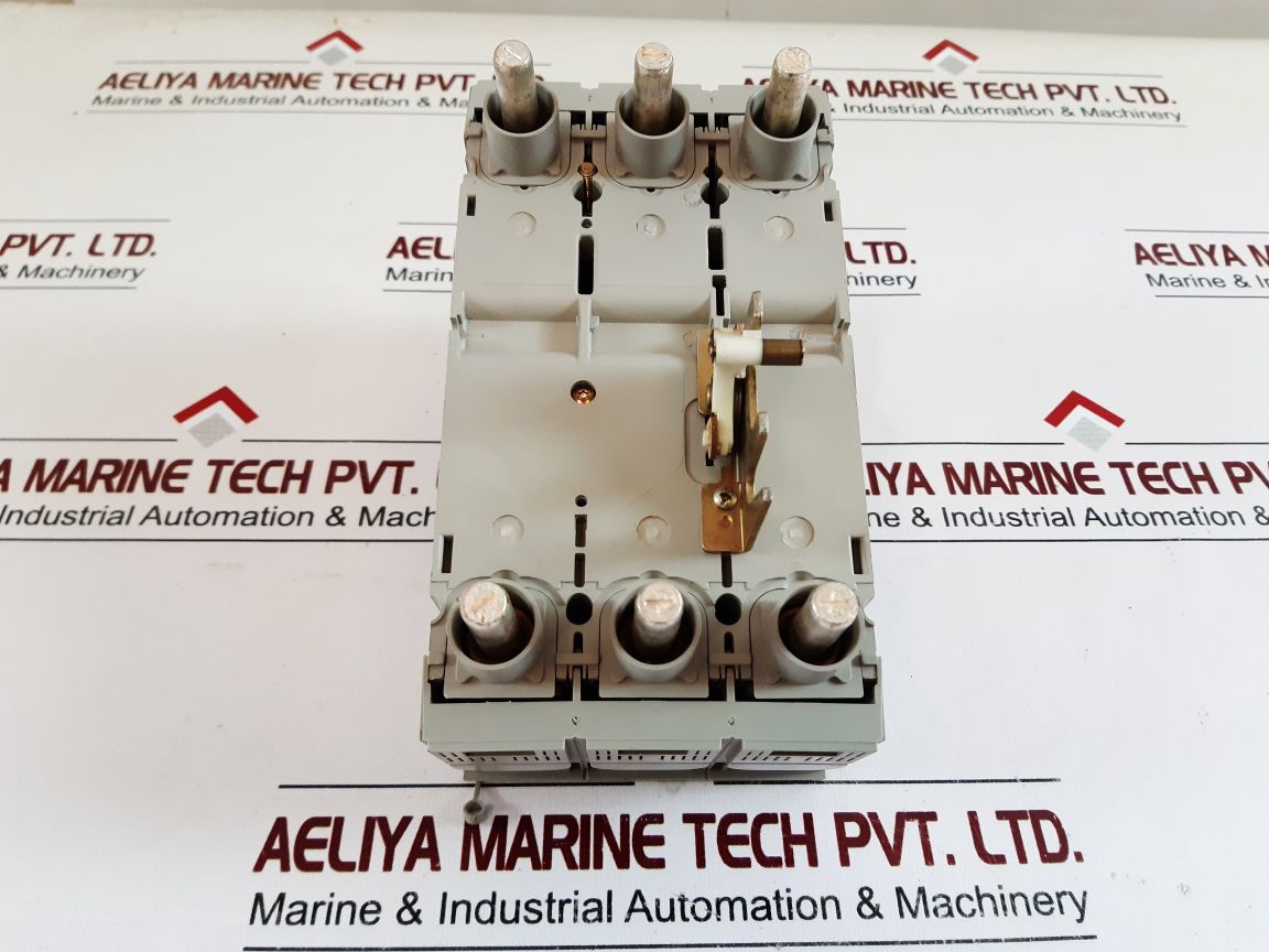 Merlin Gerin Ns100-160-250 NHNa Adapted Circuit Breaker