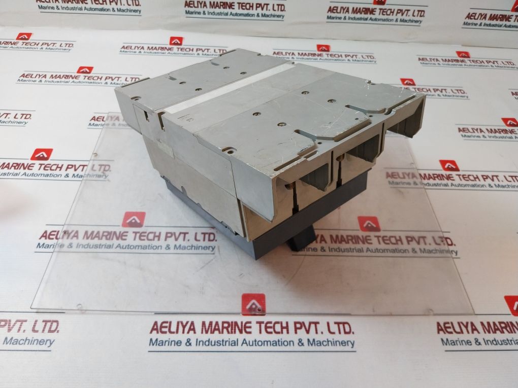 Merlin Gerin Ns1250 N Circuit Breaker