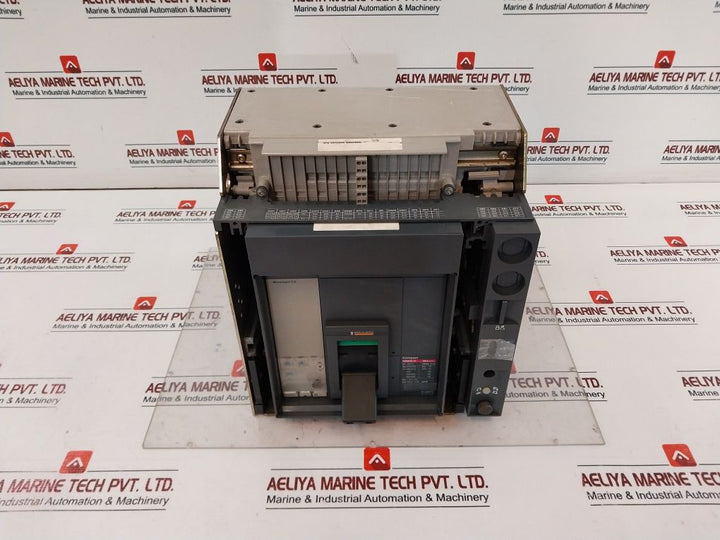Merlin Gerin Ns800 H Circuit Breaker Compact