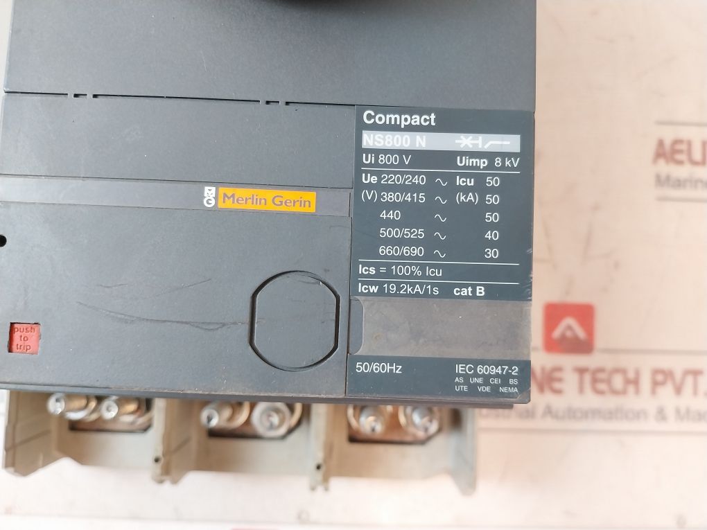 Merlin Gerin/Schneider Electric Ns800 N Moulded Case Circuit Breaker 800Amp
