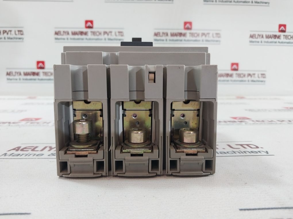 Merlin Gerin Ns 160H Circuit Breaker