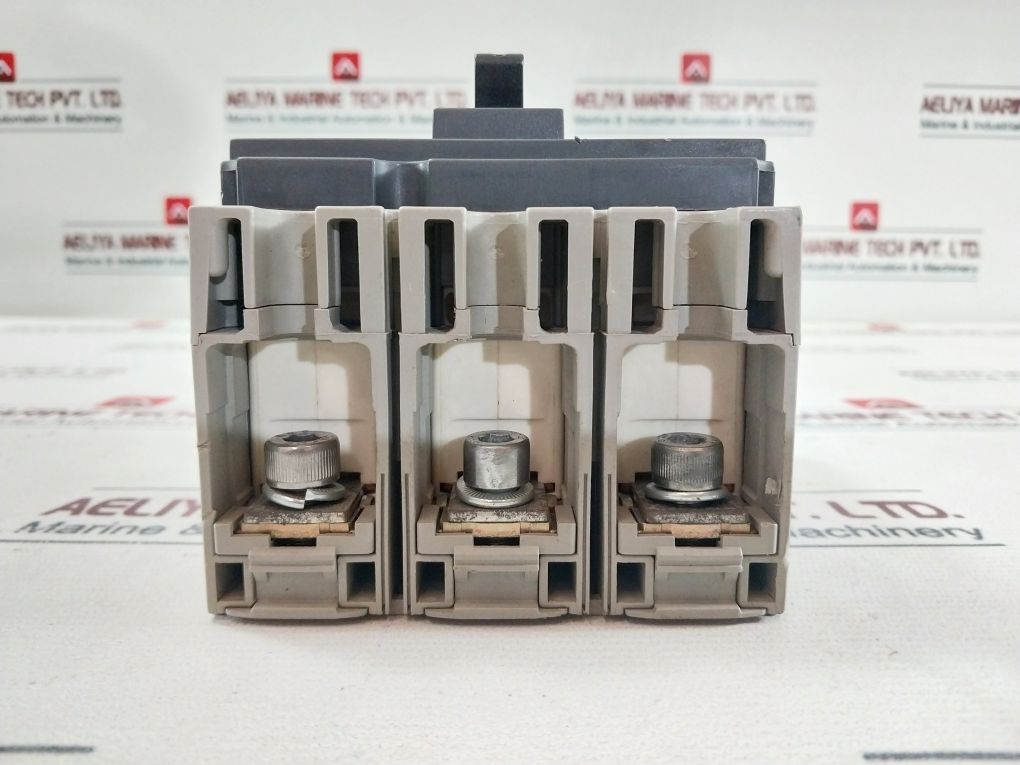 Merlin Gerin Ns 160H Circuit Breaker