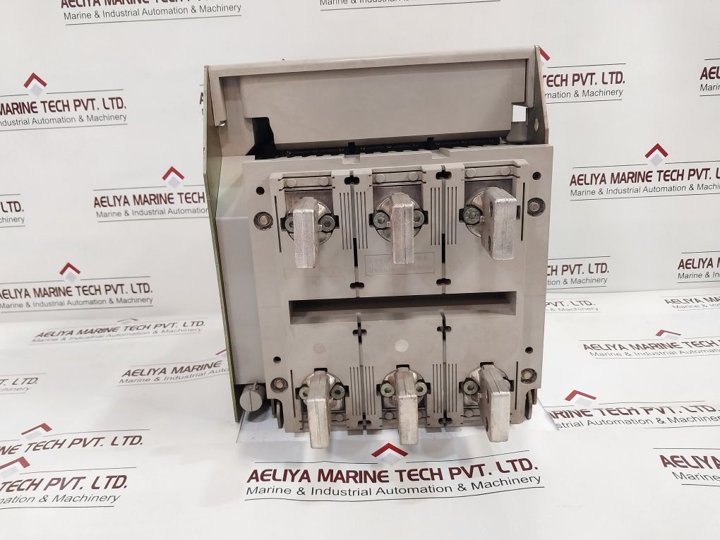 Merlin Gerin Masterpact Nt12 H1 Universal Power Circuit Breaker