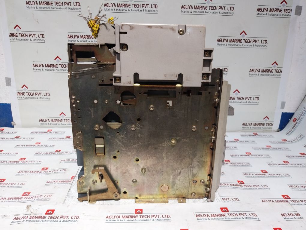 Merlin Gerin Nw08 Ha Mch/Xm Motor Mechanism Circuit Breaker Accessory 200-250Vdc