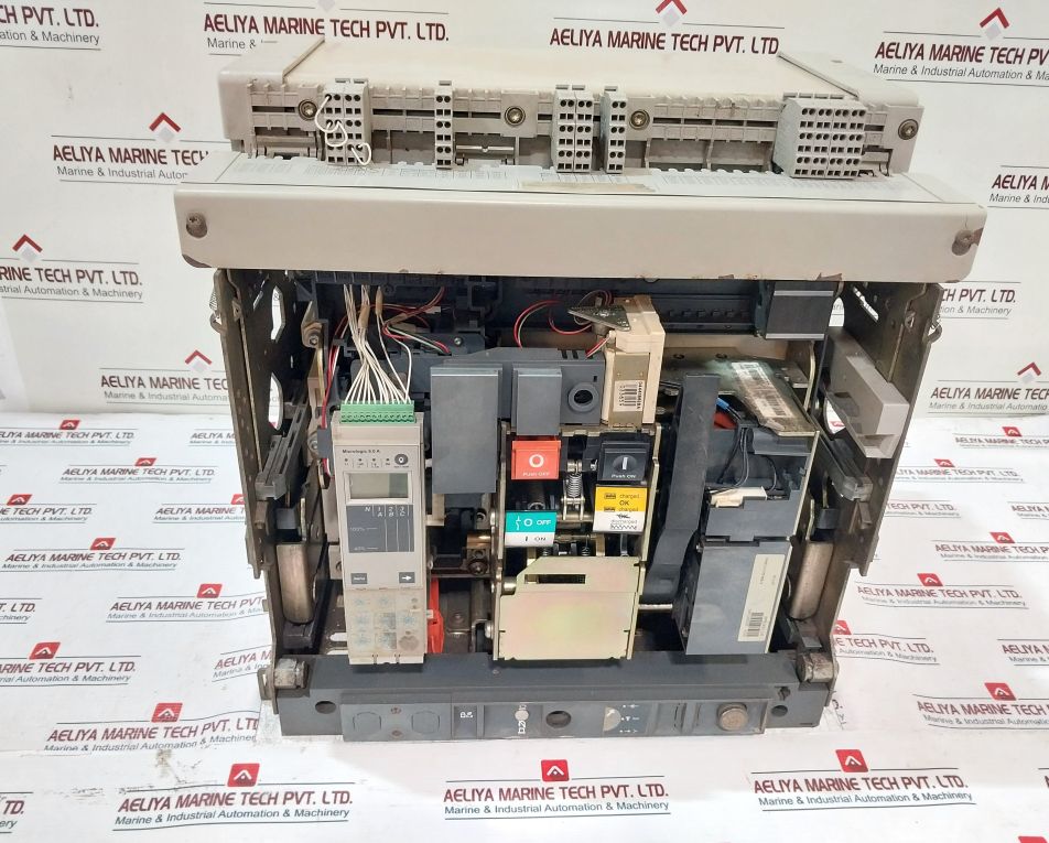 Merlin Gerin Nw10 H1 Air Circuit Breaker 220/440V