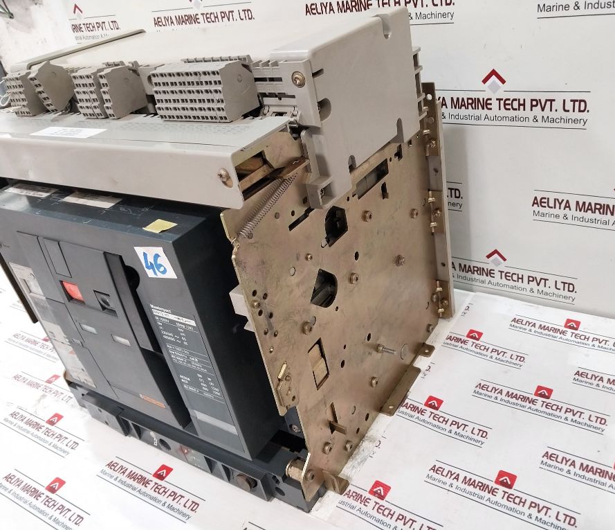 Merlin Gerin Nw12 H1 Air Circuit Breaker 1000V 50/60Hz