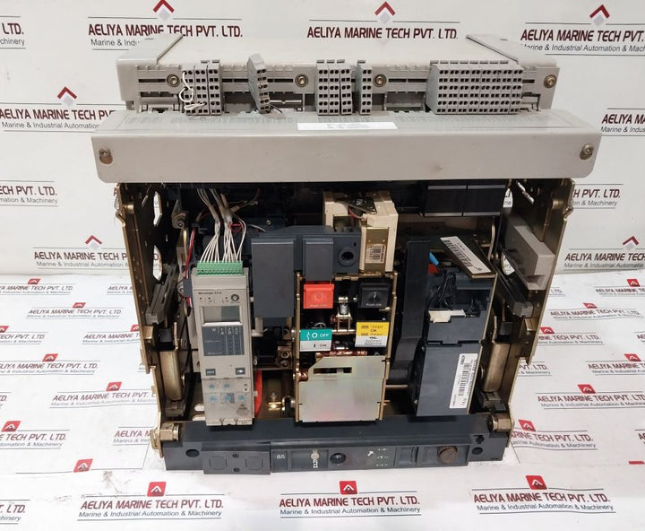 Merlin Gerin Nw12 H1 Air Circuit Breaker 1000V 50/60Hz