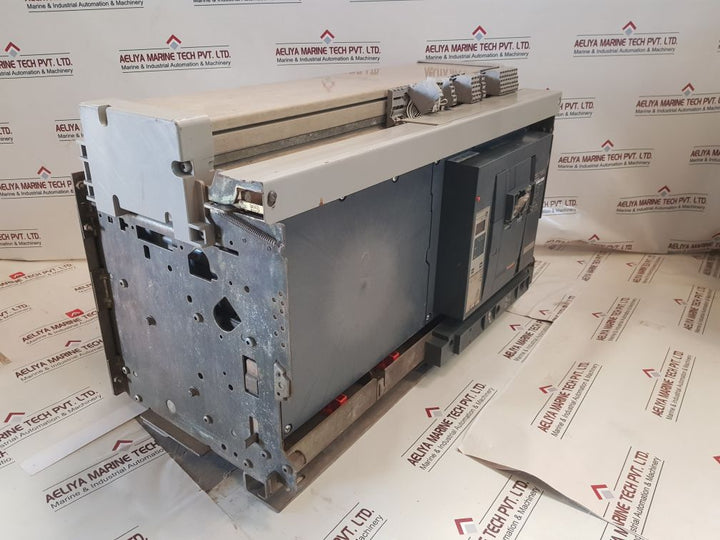 Merlin Gerin Nw50 H1 Circuit Breaker 200-240Vac 