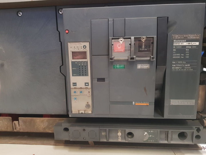 Merlin Gerin Nw50 H1 Circuit Breaker 200-240Vac 