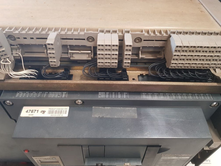 Merlin Gerin Nw50 H1 Circuit Breaker 200-240Vac 