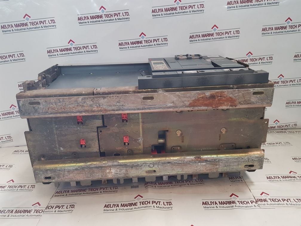 Merlin Gerin Nw50 H1 Circuit Breaker 200-240Vac 