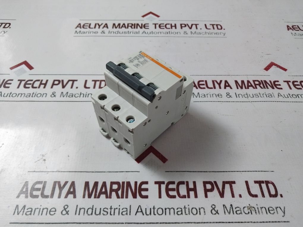 Merlin Gerin/Schneider C65N D10 Multi 9 Circuit Breaker
