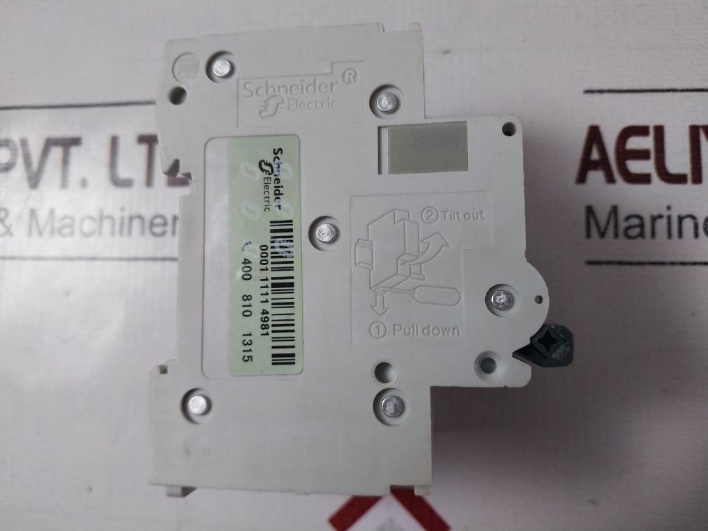 Merlin Gerin/Schneider C65N D10 Multi 9 Circuit Breaker