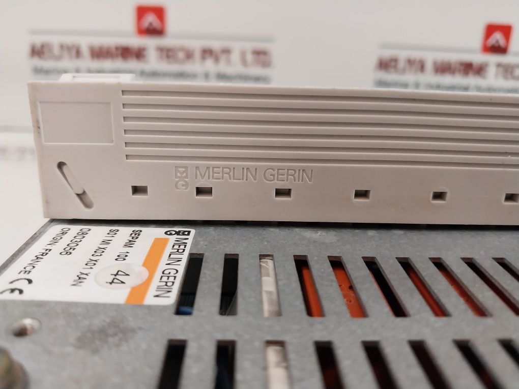Merlin Gerin Sepam 100 Control Panel S01 Mi X03 X01 Xan