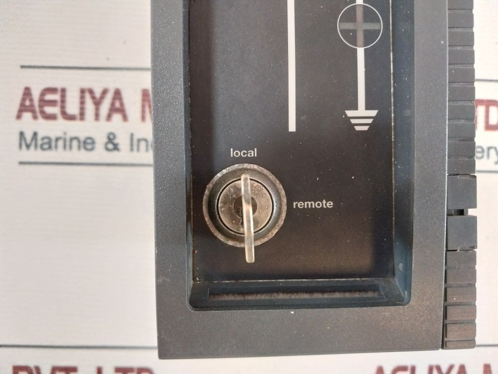 Merlin Gerin Sepam 100 Control Panel S01 Mi X03 X01 Xan