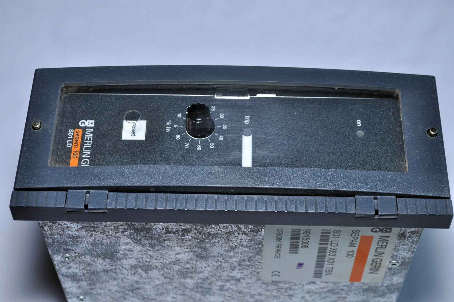 Merlin Gerin Sepam 100 S01 Ld X63 X01 Tbn