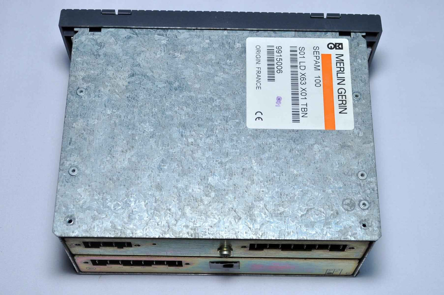 Merlin Gerin Sepam 100 S01 Ld X63 X01 Tbn