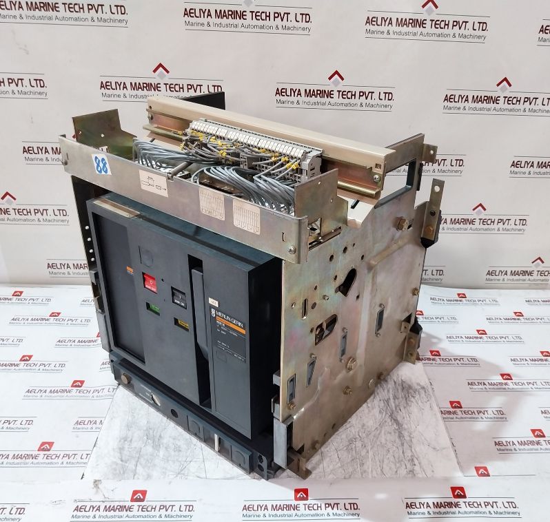 Merlin Gerin Str 08 I Circuit Breaker 1000V