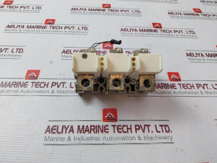 Merlin Gerin Str 22 Se Circuit Breaker 2000599
