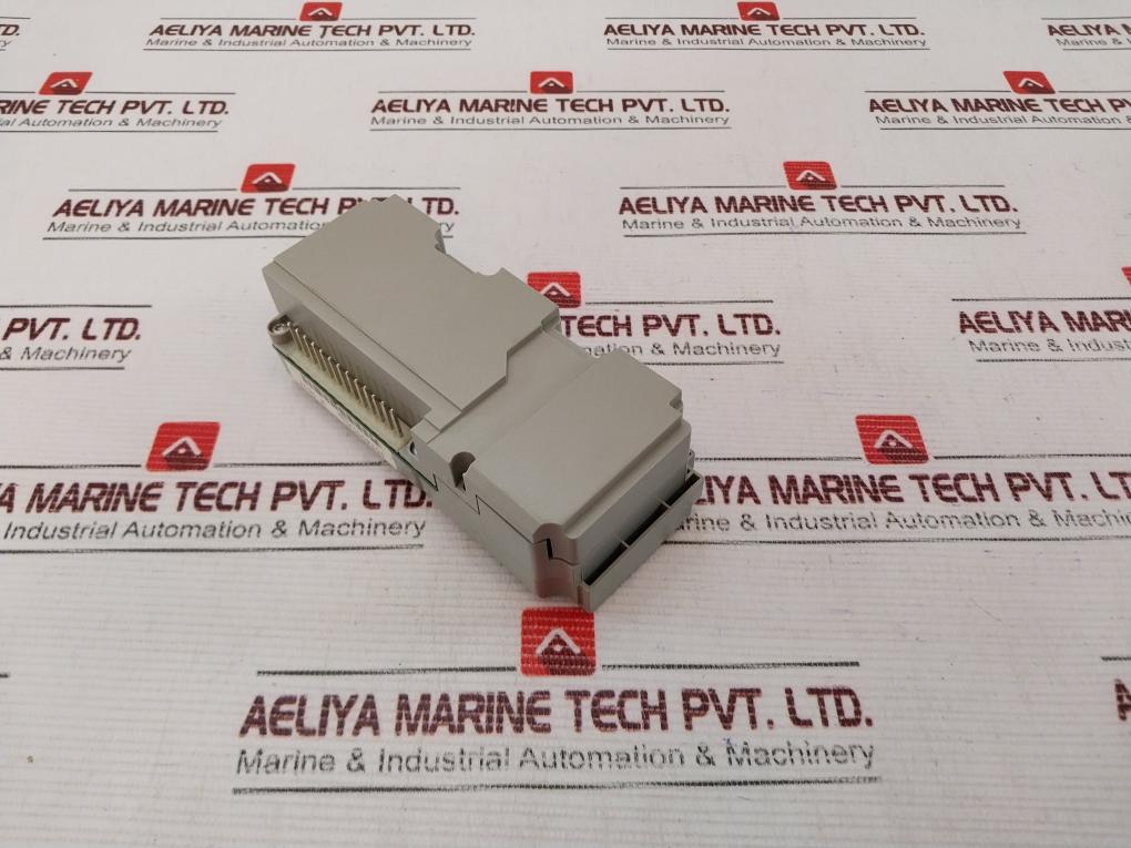 Merlin Gerin Str 23 Se Circuit Breaker 1074050A