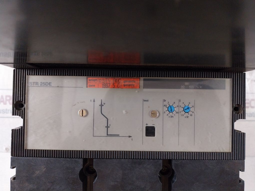 Merlin Gerin Str 25De Circuit Breaker