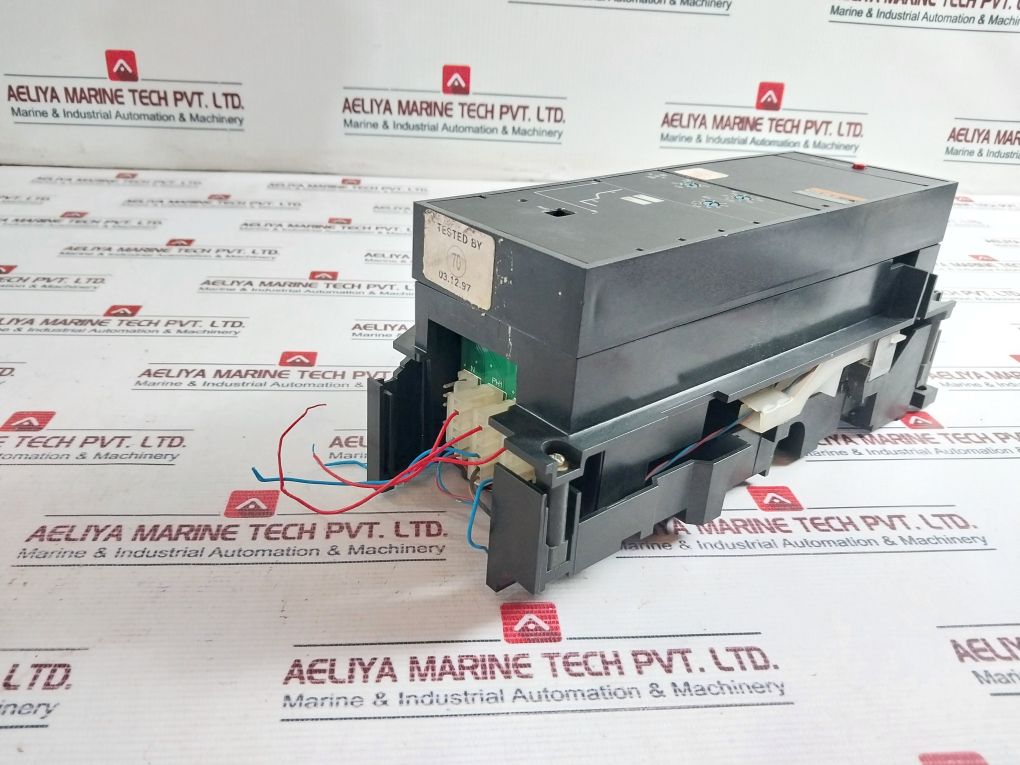 Merlin Gerin Str 28 D 1250A Circuit Breaker 1073021B