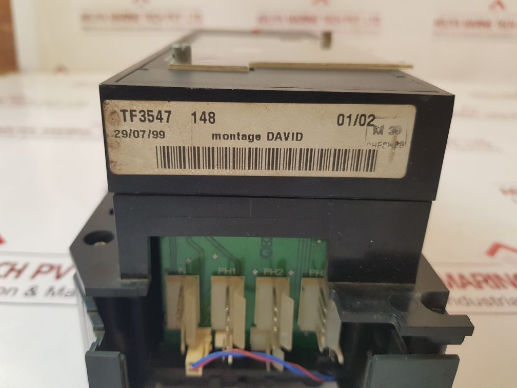 Merlin Gerin Str 28 D Circuit Breaker