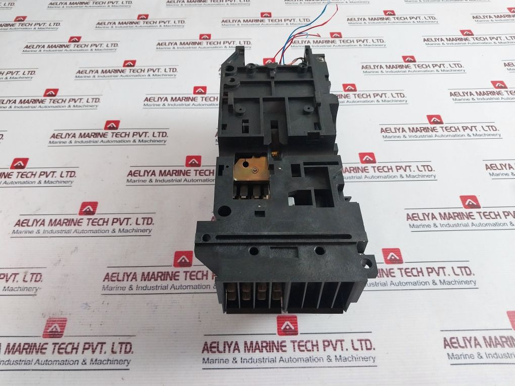 Merlin Gerin Str 28 D Circuit Breaker 1250A 24V Dc