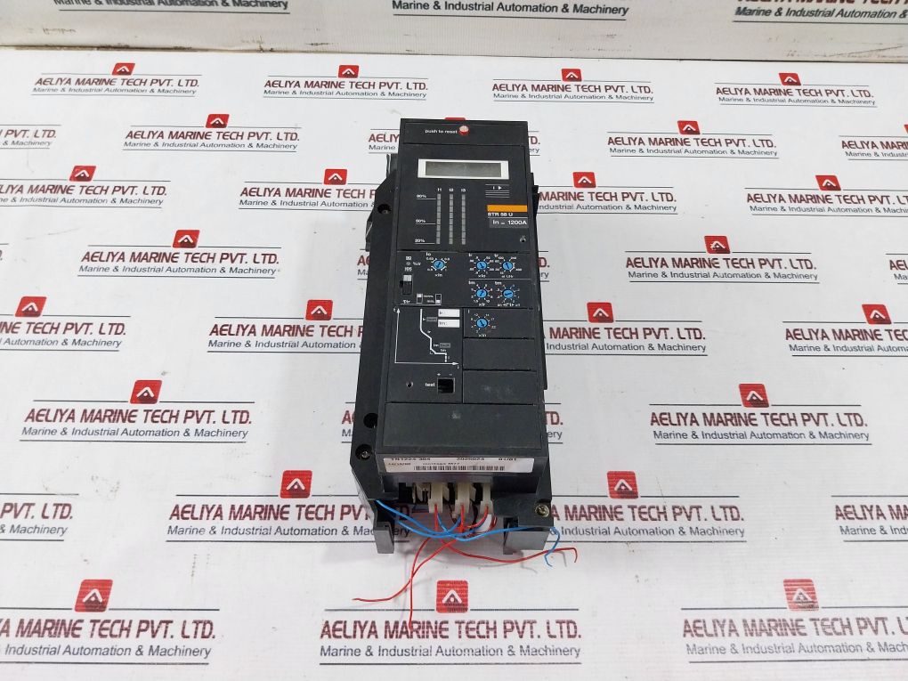 Merlin Gerin Str 58 U Circuit Breaker Control Unit 1200A 24 Vdc
