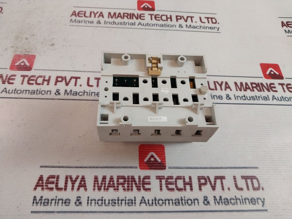 Merlin Gerin Tr5A Insulation Monitoring Device 24V