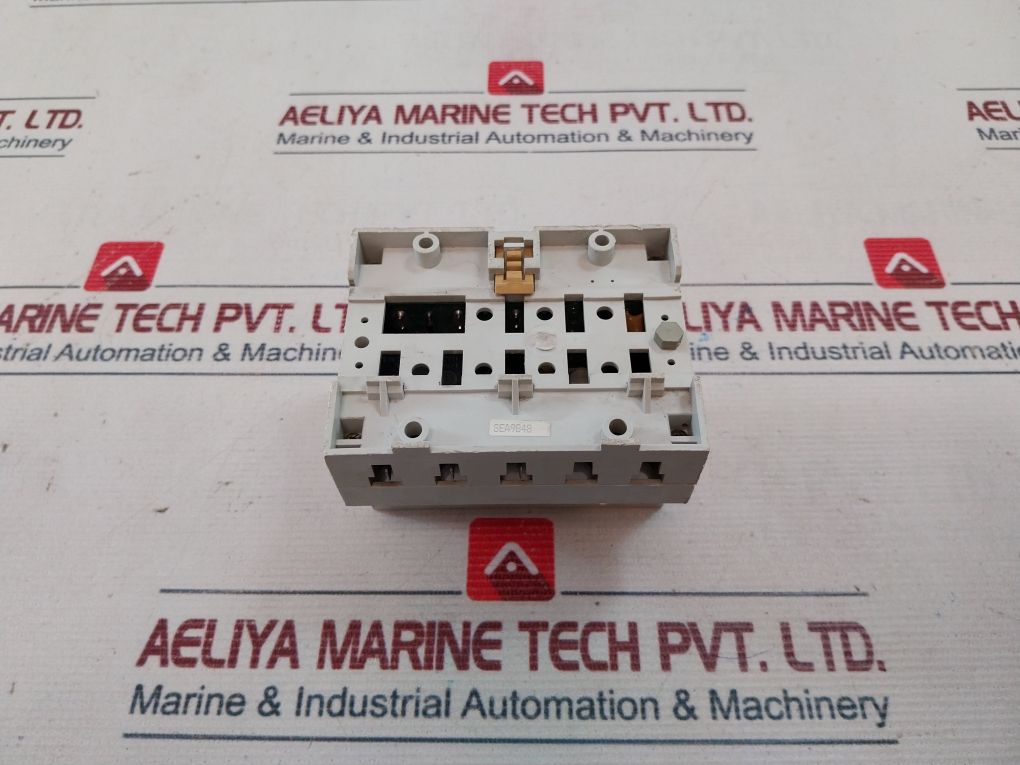 Merlin Gerin Tr5A Insulation Monitoring Relay 24V---