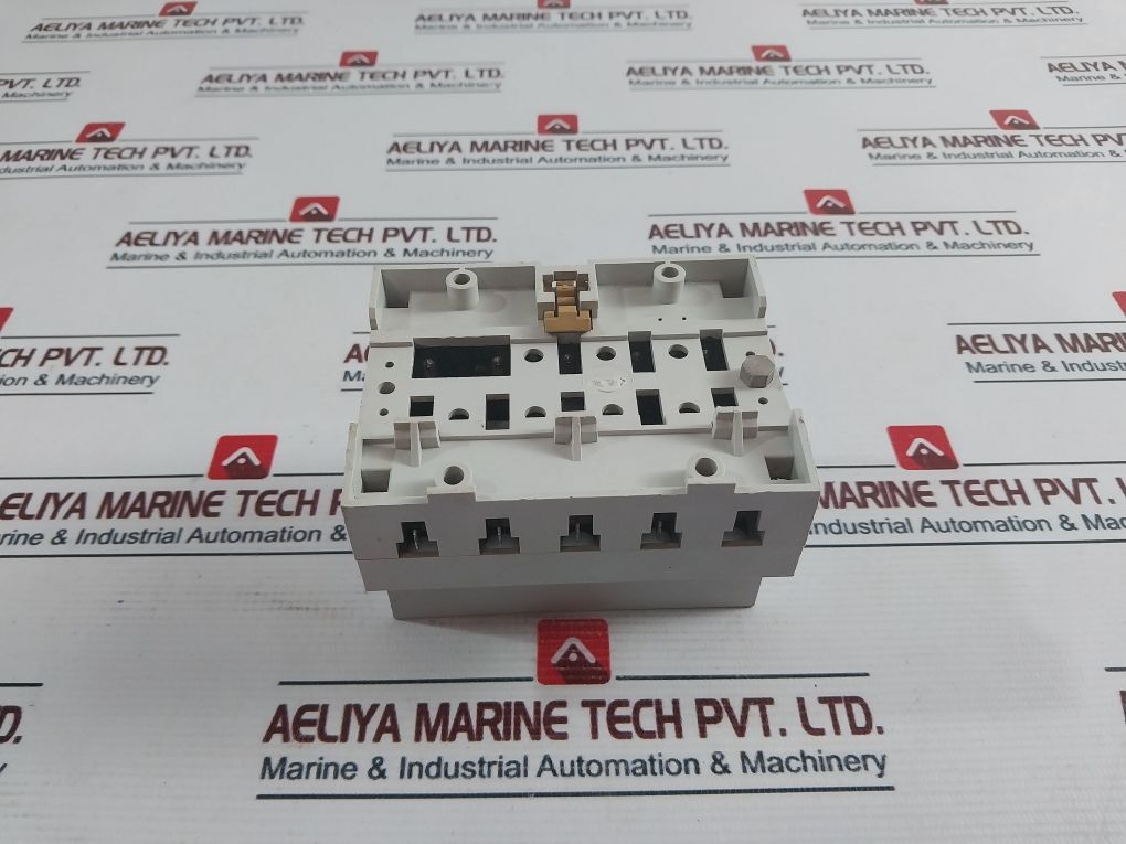 Merlin Gerin Vigilohm Tr9 Insulation Controller 380-415V