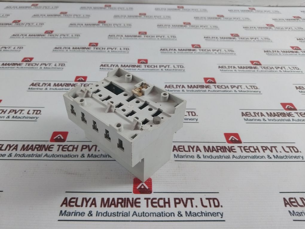 Merlin Gerin Vigilohm Tr9 Insulation Controller 380-415V