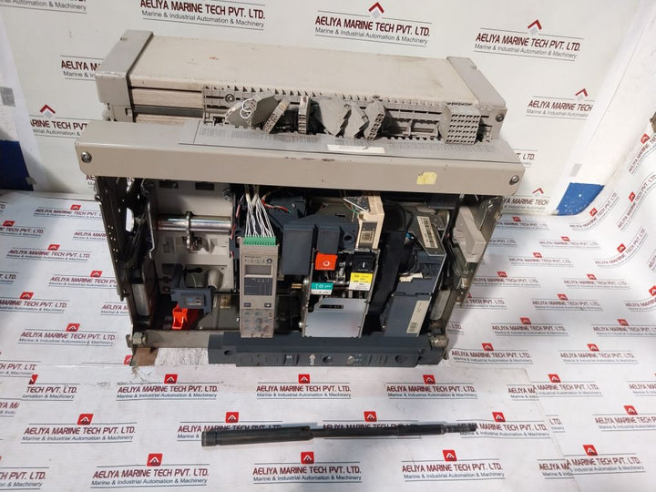 Merlin Gerin/Schneider Electric Nw40 H1 Micrologic 6.0A Circuit Breaker 4000A