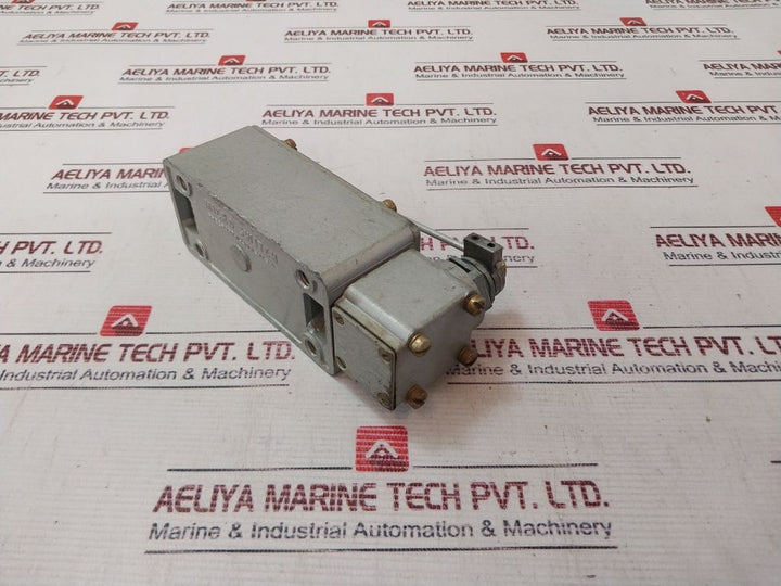 Micro Switch 51Ml10 8142 Precision Limit Switch 600Vac