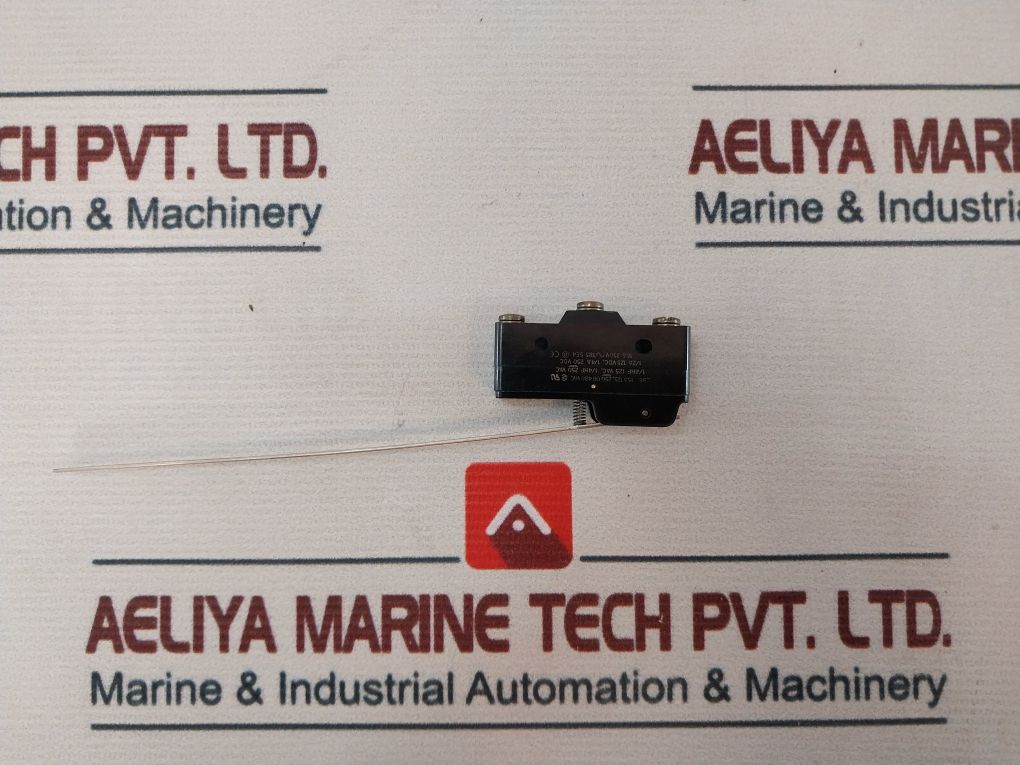 Manitowoc Bz-2Rw8639T Micro Switch 558.02.01.050