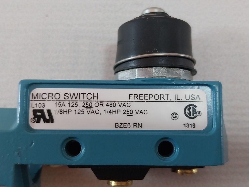 Micro Switch Bze6-rn Limit Switch 15A 125, 250 Or 480 Vac