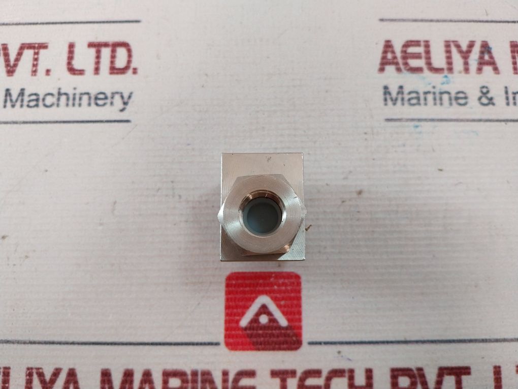 Midland-acs 2Shvsn122 Stainless Steel Shuttle Valve 1/4"