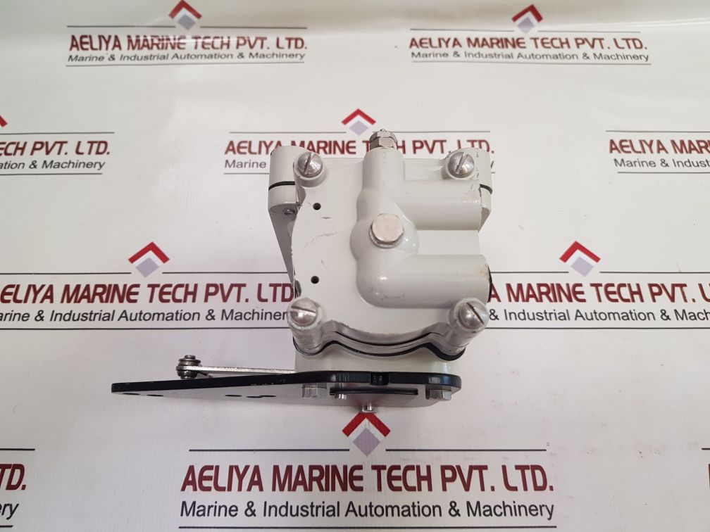 Mil Controls 8013 Electro-pneumatic Valve Positioner