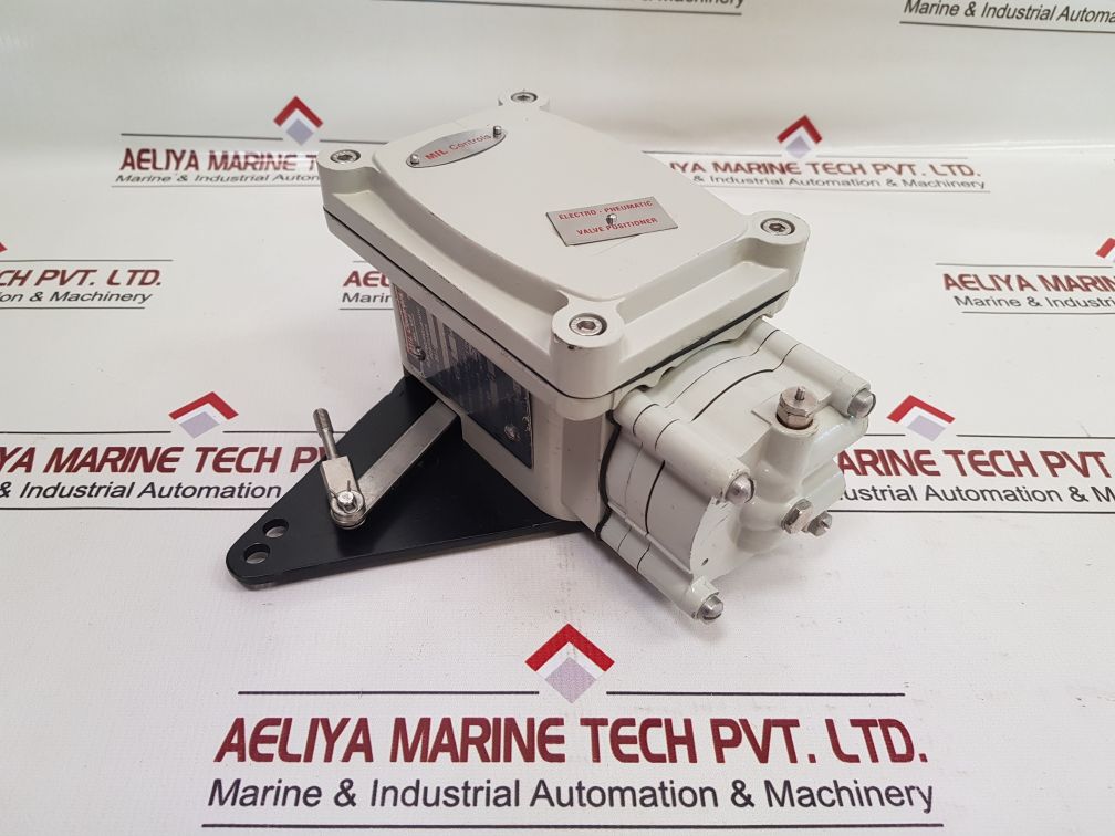 Mil Controls 8013 Electro-pneumatic Valve Positioner