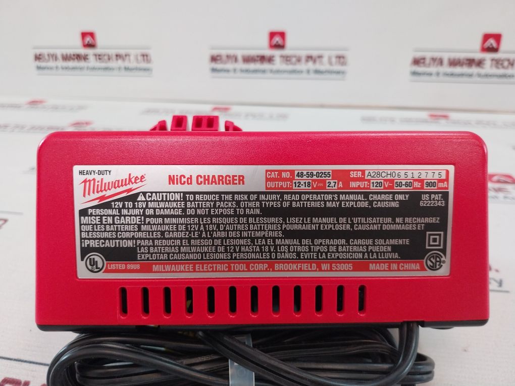 Milwaukee 48-59-0255 Nicd Charger