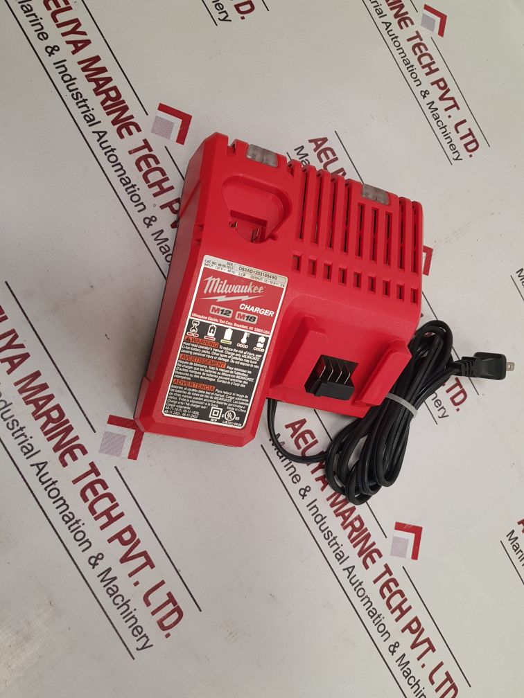 Milwaukee 48-59-1812 Battery Charger M12 And M18 18V Lithium Ion