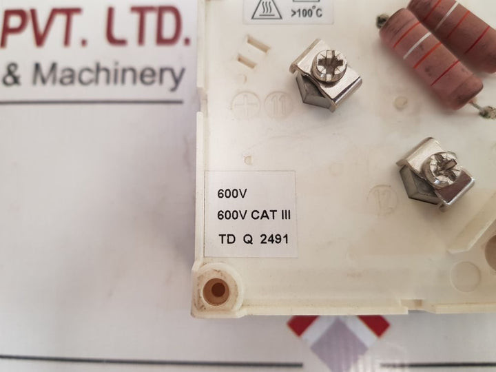 Mit 0-600V Voltmeter