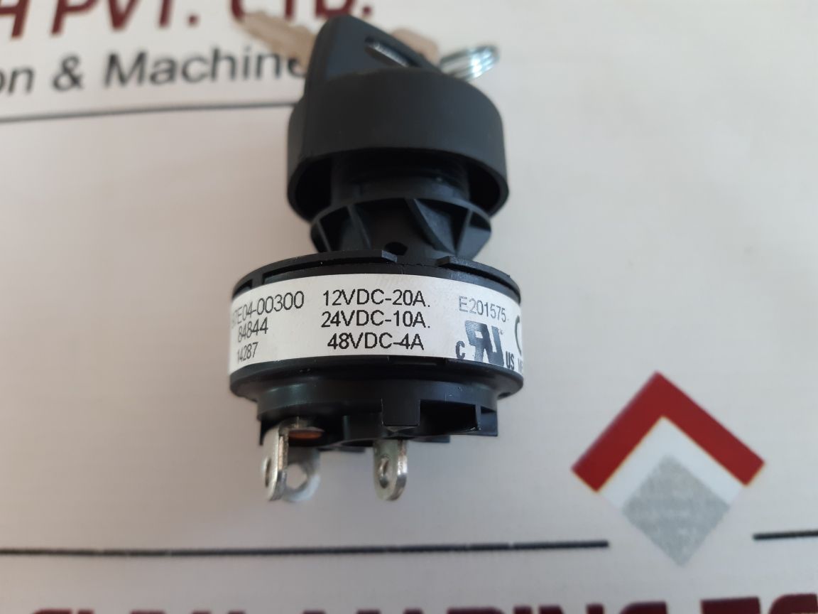 Mitsubishi 97E04-00300 Electrical Key Switch J1B1B