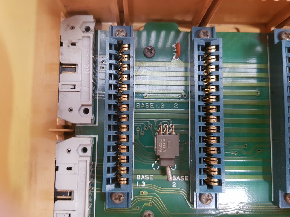 Mitsubishi E-01B-4130 Programmable Controller