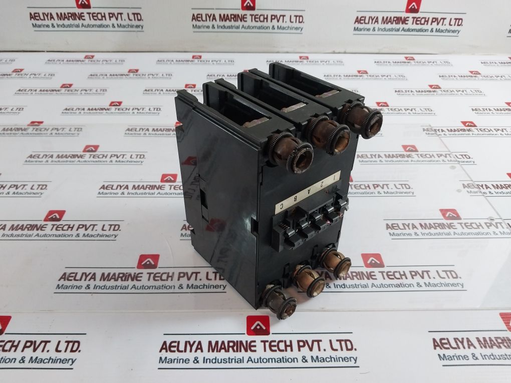 Mitsubishi Electric Nf225-sh 3 Pole No-fuse Circuit Breaker Ac 660V 200A 50/60H